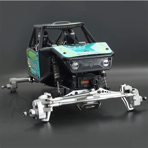 In this edition of Horizon Insider, Kyle demonstrates the unbelievable capabilities that open up when you add four-wheel, crab, and rear-wheel steer functionality to either the RTR or kit Capra UTB. . Axial capra rear steer kit